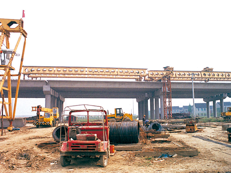 Unique beam launcher for carrying and installing girders